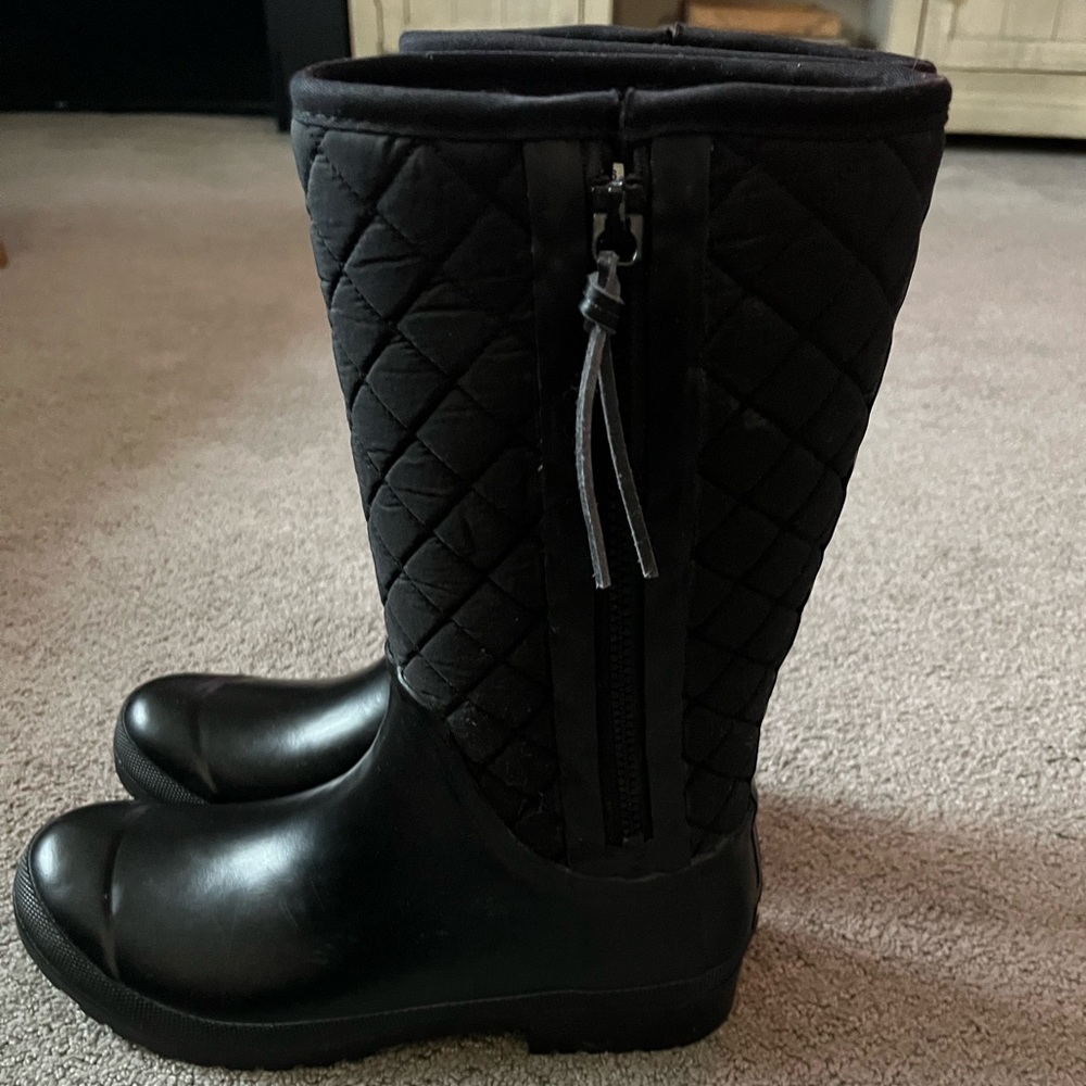 Sperry quilted waterproof boots